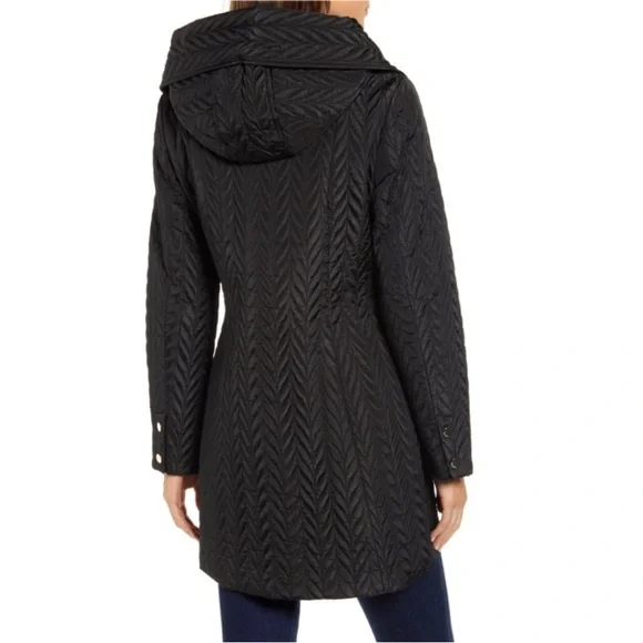 Kate Spade Black Quilted Herringbone Hooded Jacket - Picture 2 of 8